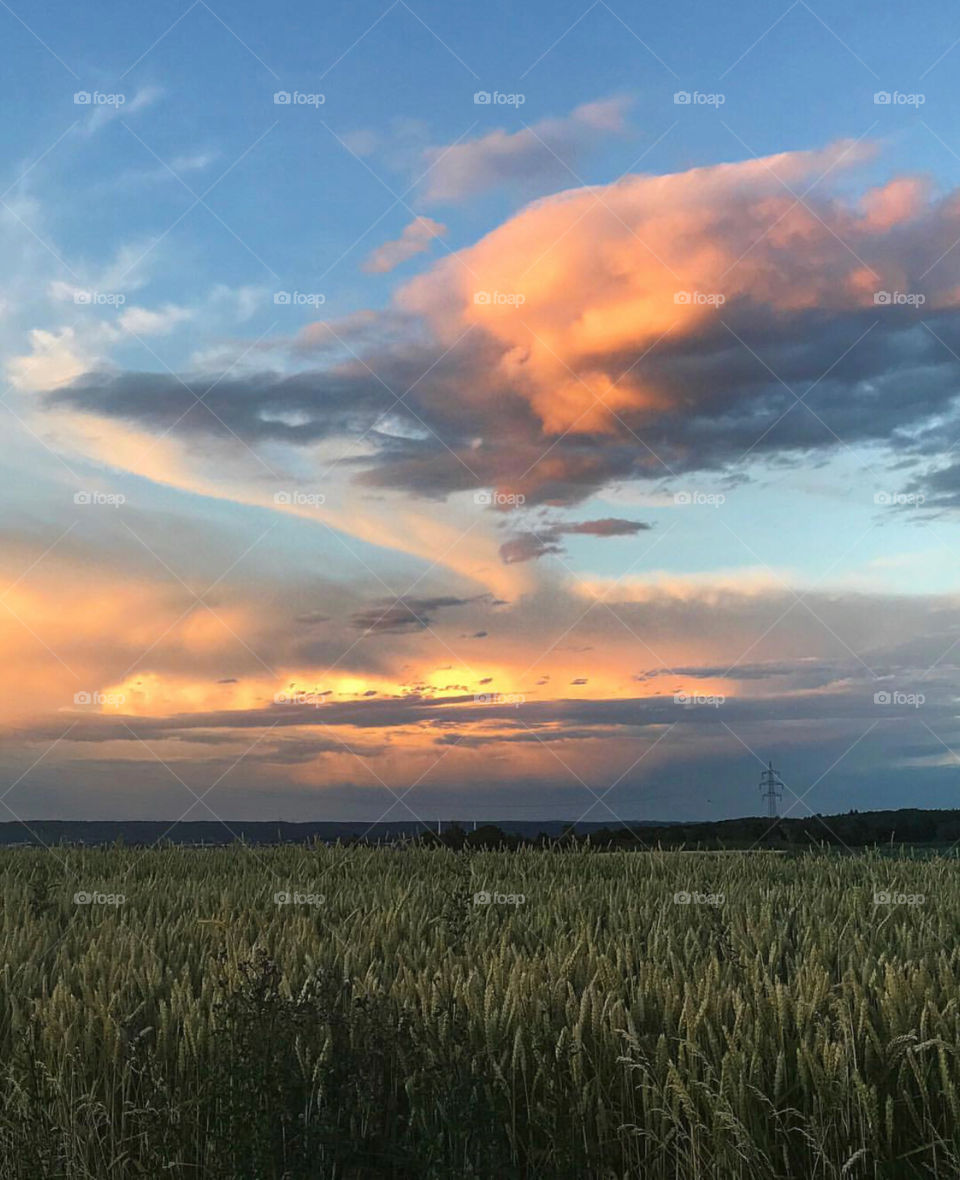 When the sun goes down slowly. Beautiful day today. 