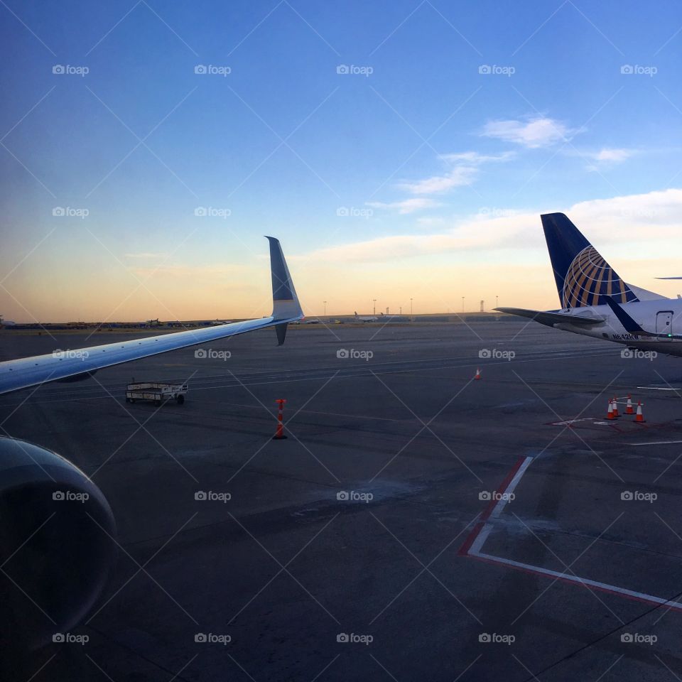 United Airlines, wingview