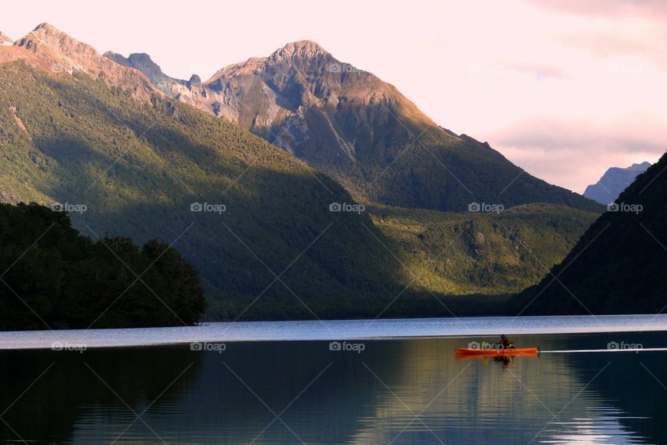 Lake Gunn - lonely paddler 