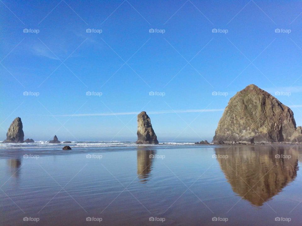 Haystack Rock, Cannon Beach, Oregon