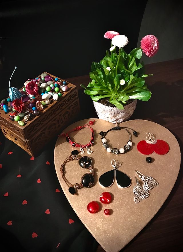 I love jewelery