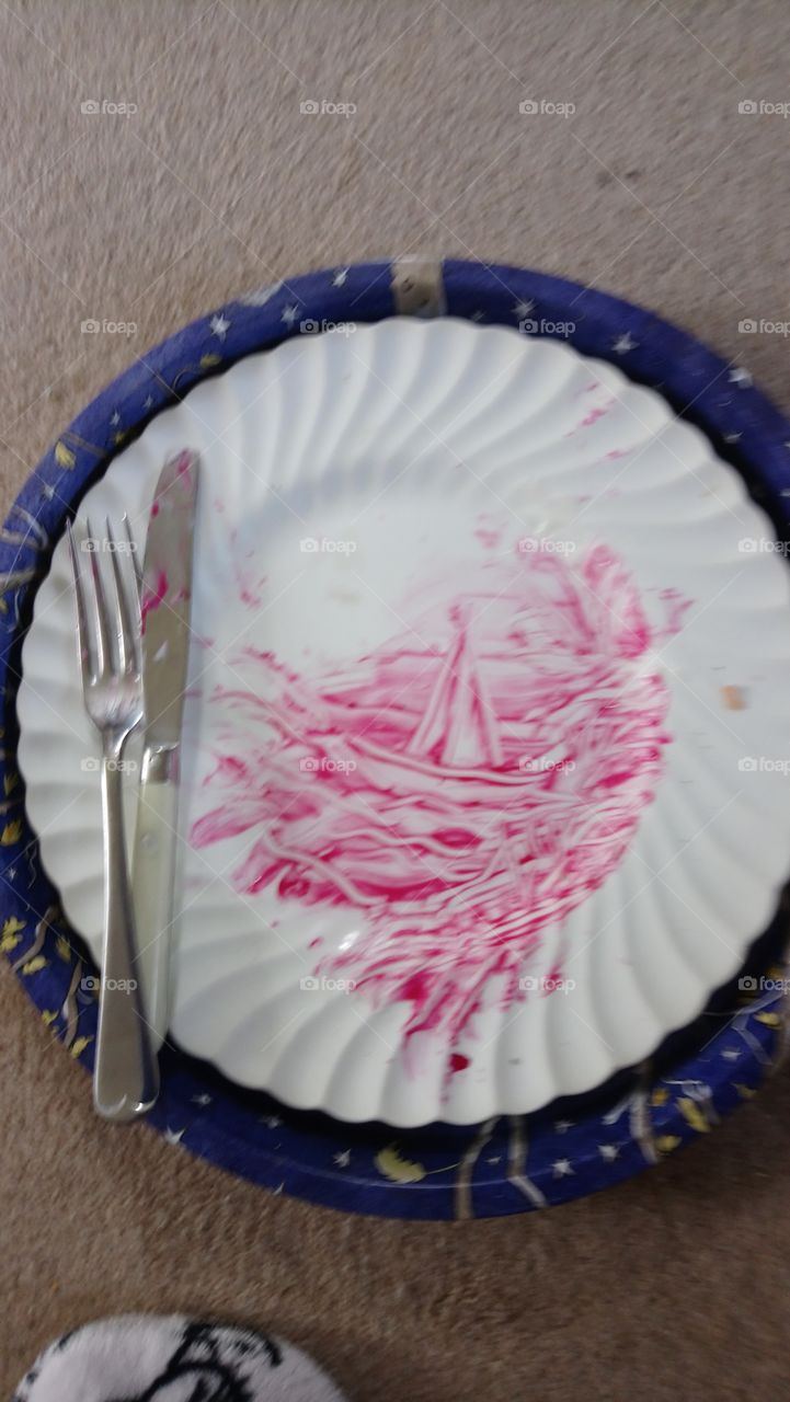 A beetroot painting on a plate