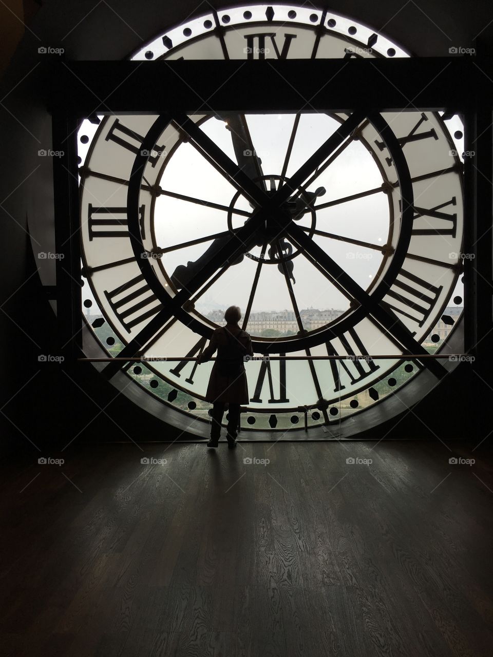 Time in Paris 