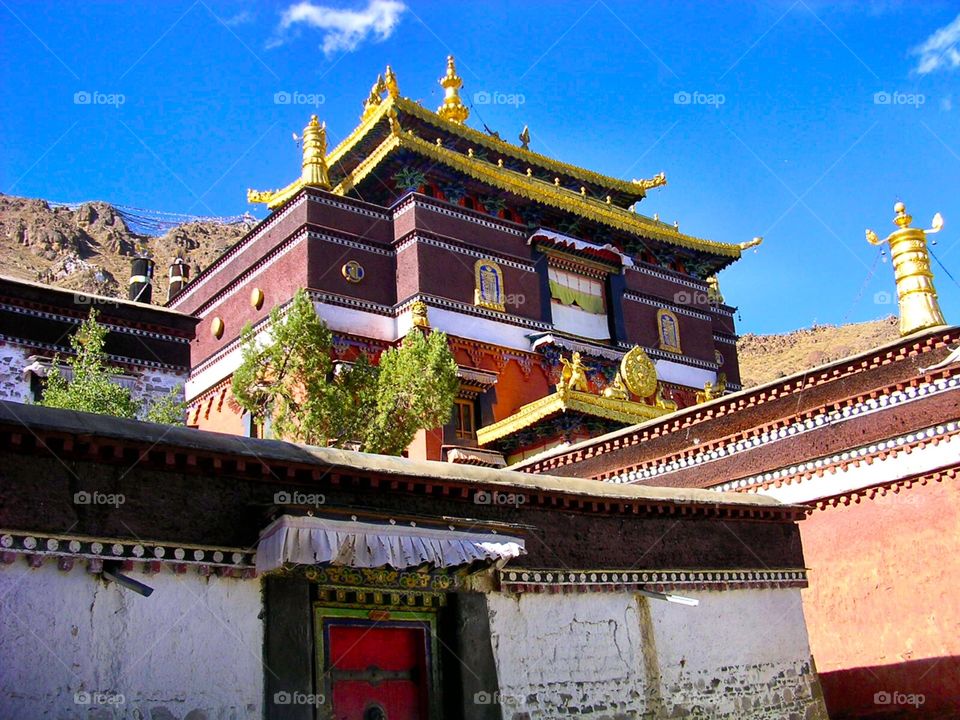 Tibetan monastery 
