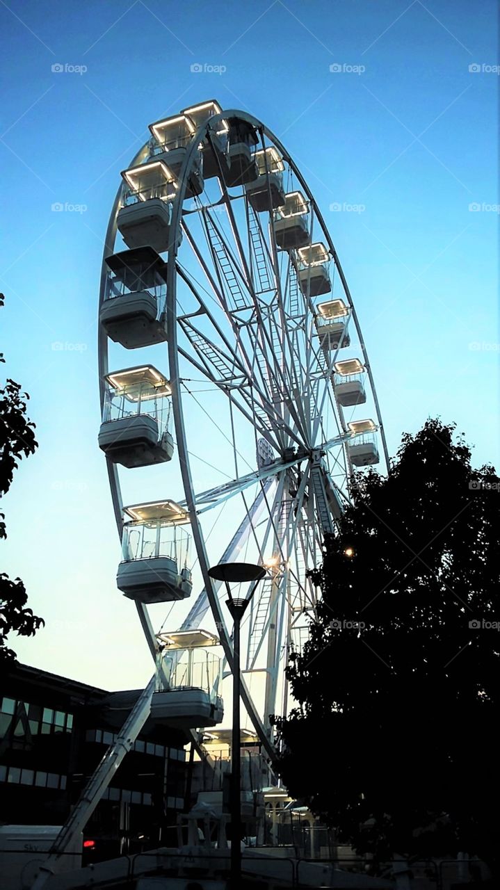 The Big Wheel - From behind