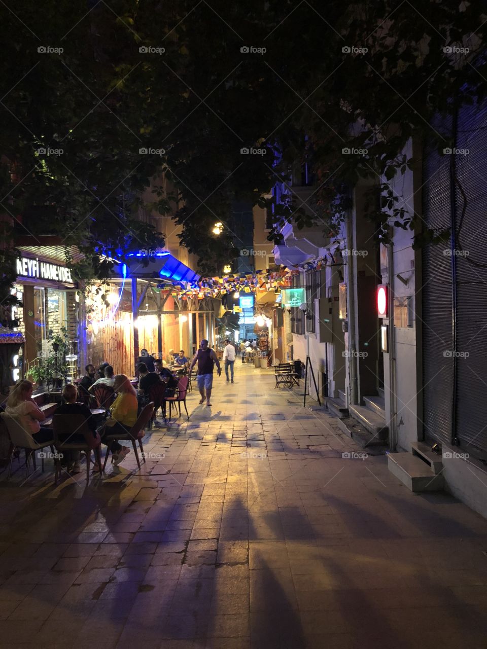 Night street 