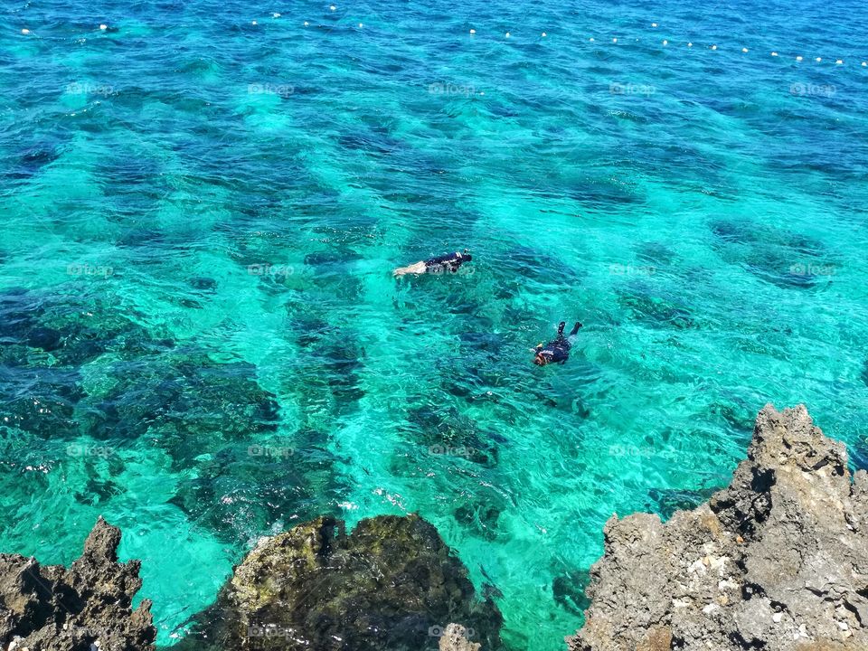 Dive in a crystal clear ocean! 🌊🏊 Boracay experience!