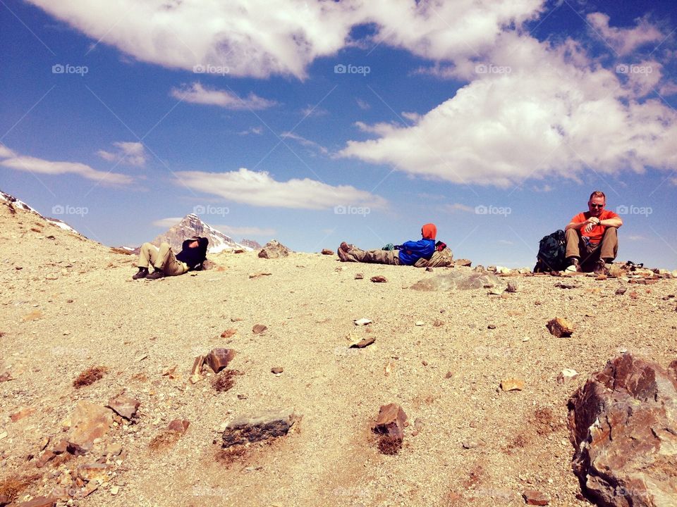 Hiking break. Family taking a break after hiking to Wiwaxy Gap.