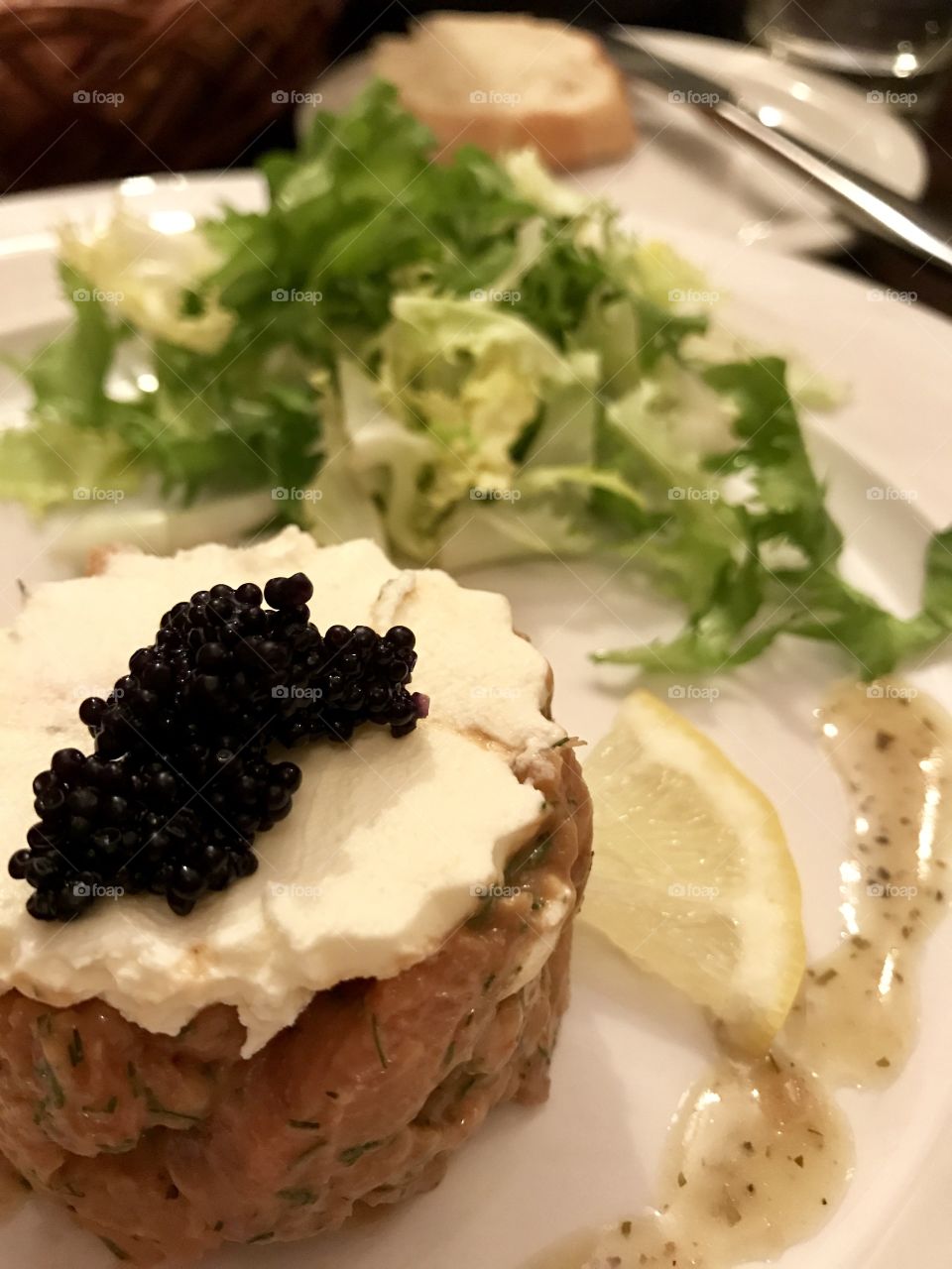 Marinaded salmon in fresh dill, lemon juice and spices 