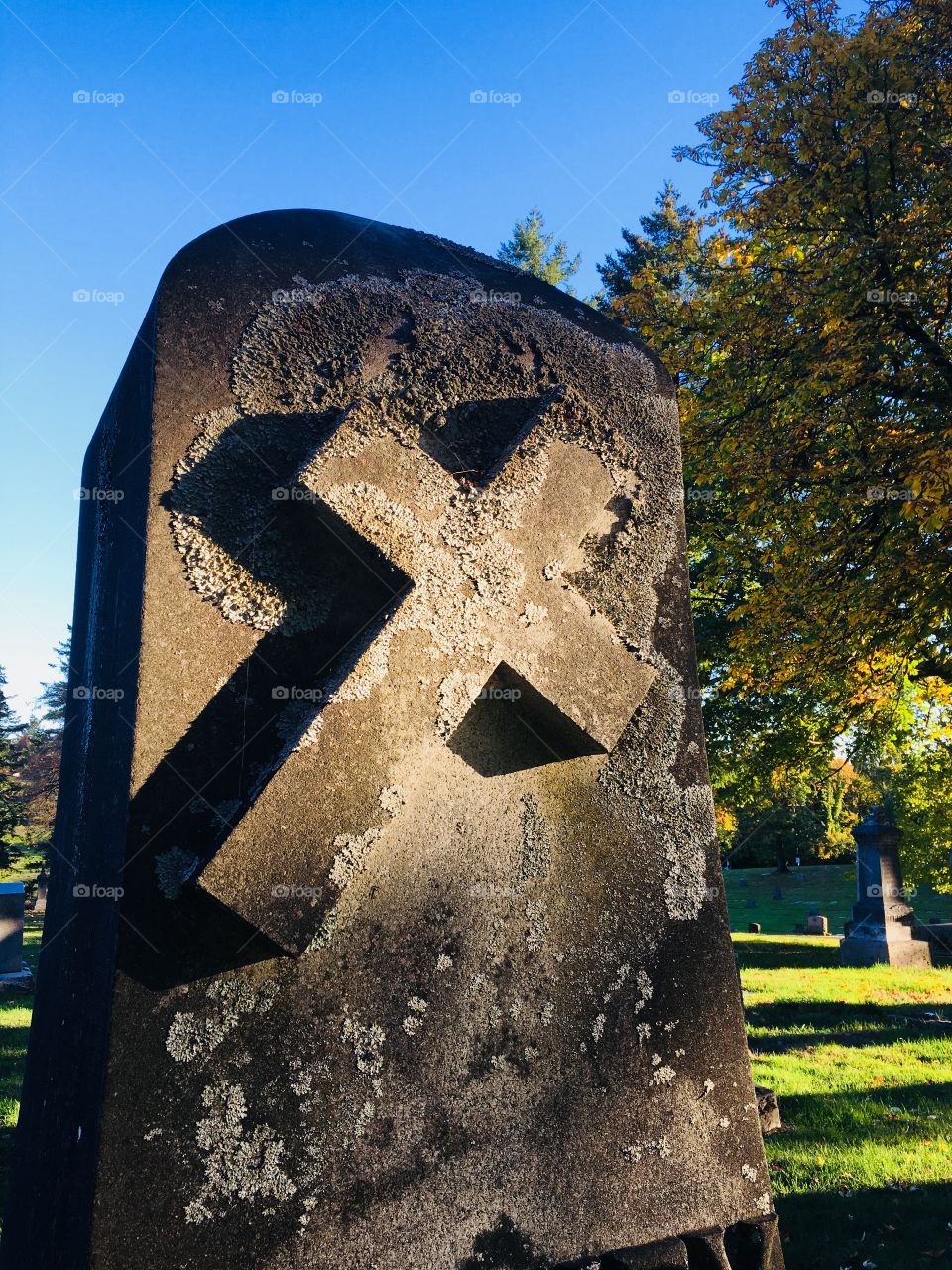 Cross headstone, Mt Calvary Catholic Cemetery, Portland, OR