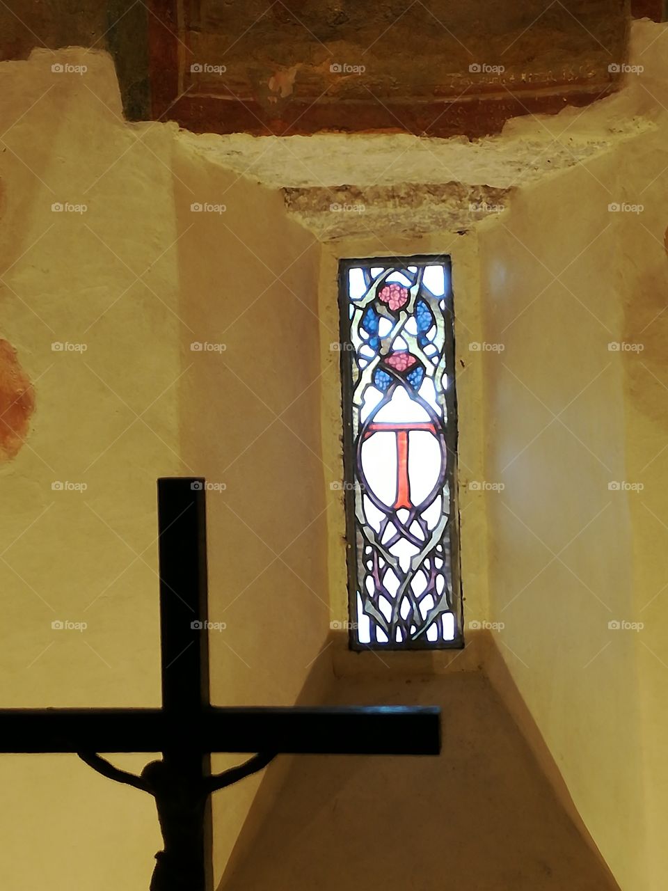 Window to ligth cross