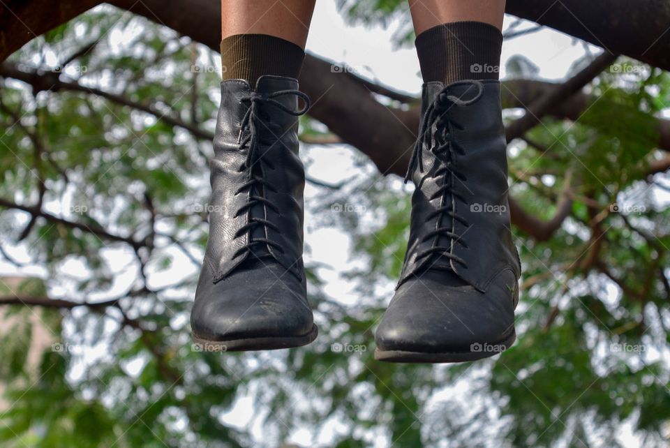 climbing a tree in São Paulo