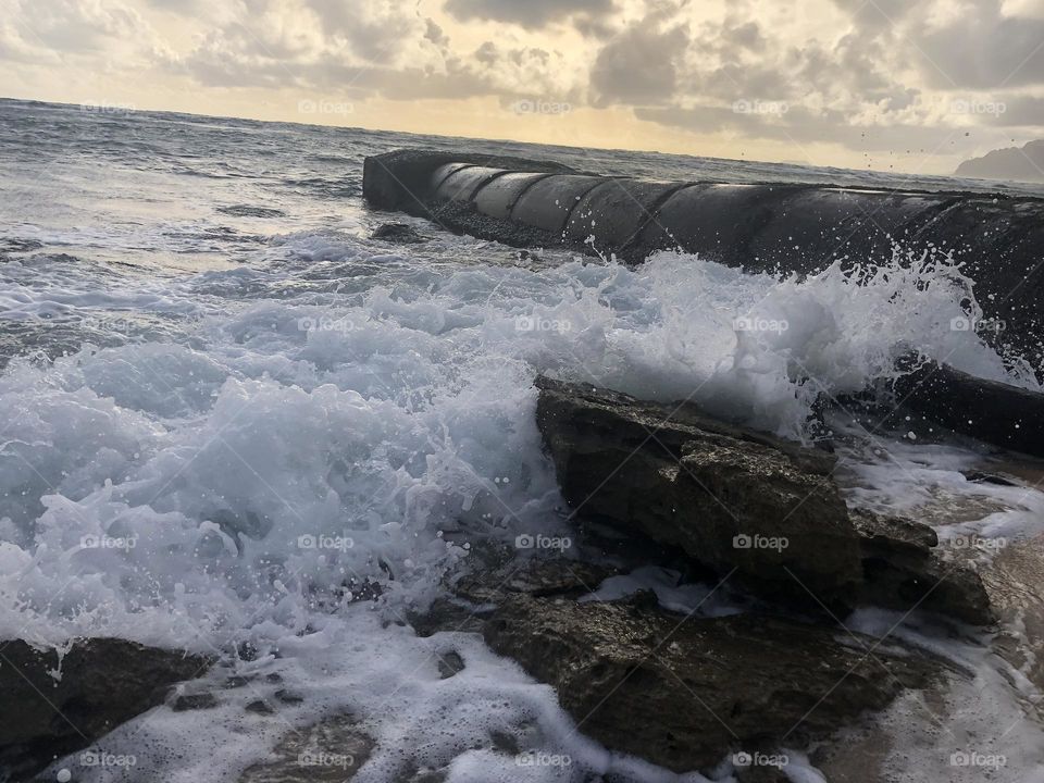 Crashing waves