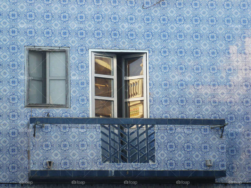 Wall tile in Tavira in Portugal