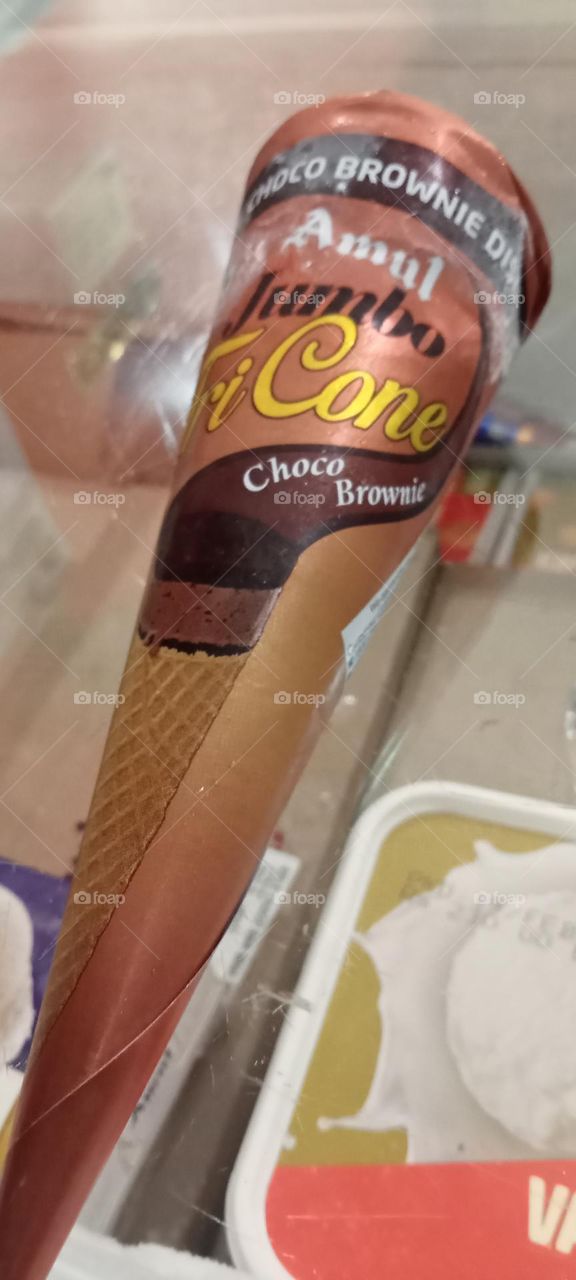 Amul's choco brownie jumbo cone!! it's very tasty 😋☺️ awesome 😎 taste 😋 yummy 😋 sweet, delicious, cool icecream cone!!
