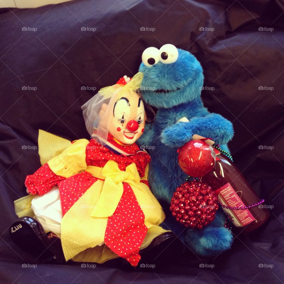 Halloween, holidays, Christmas, creepy clown getting drunk with Cookie Monster, blue monster, clown, thanksgiving 