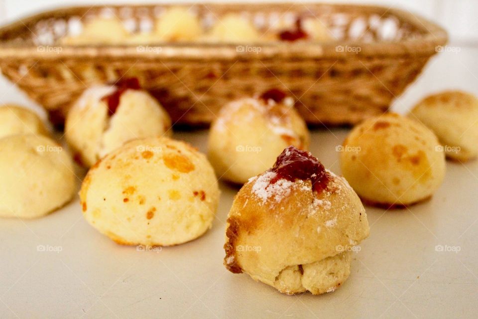 Cheese bread with guava jam