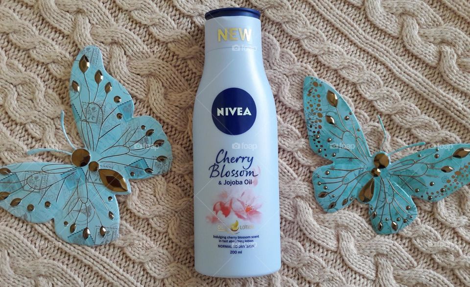 Nivea cherry blossom body lotion 🍒🌸