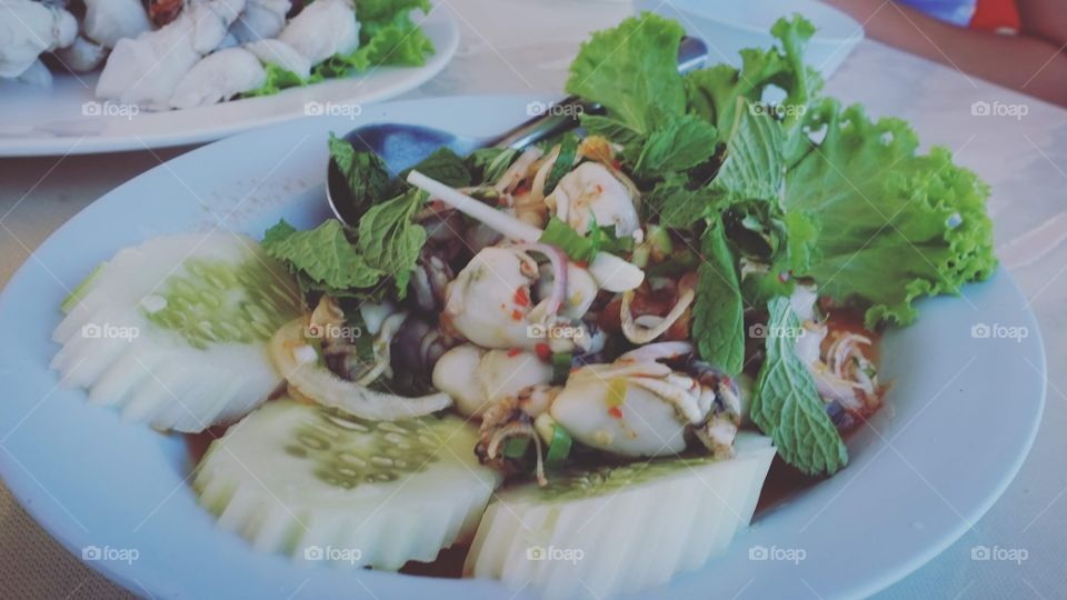 ยำหอยนางรม