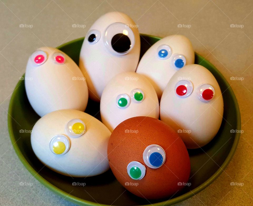 Google Eyed Eggs