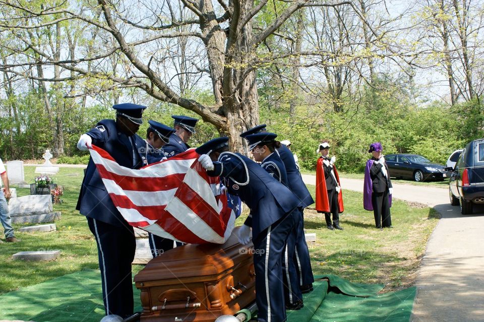Flag over coffin 