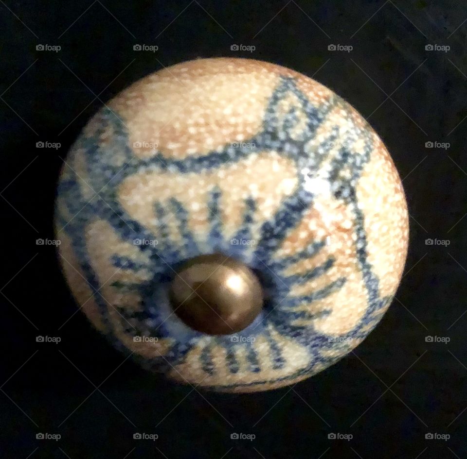 Ceramic knob 