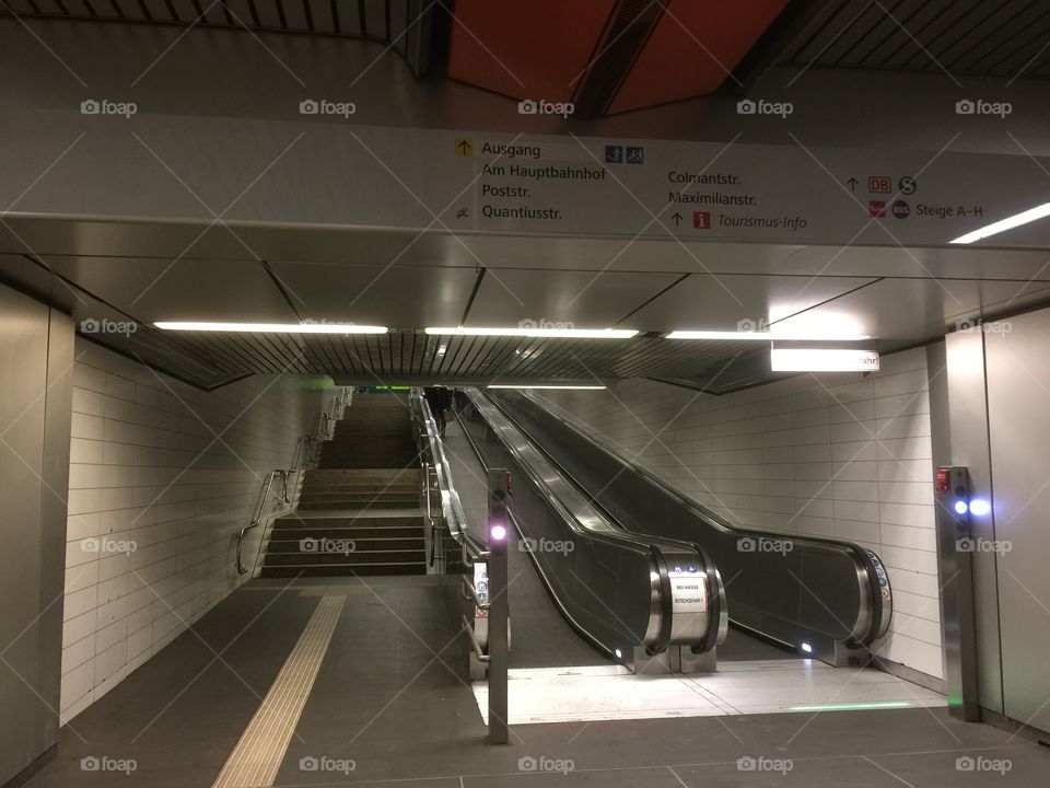 Empty escalators, Germany