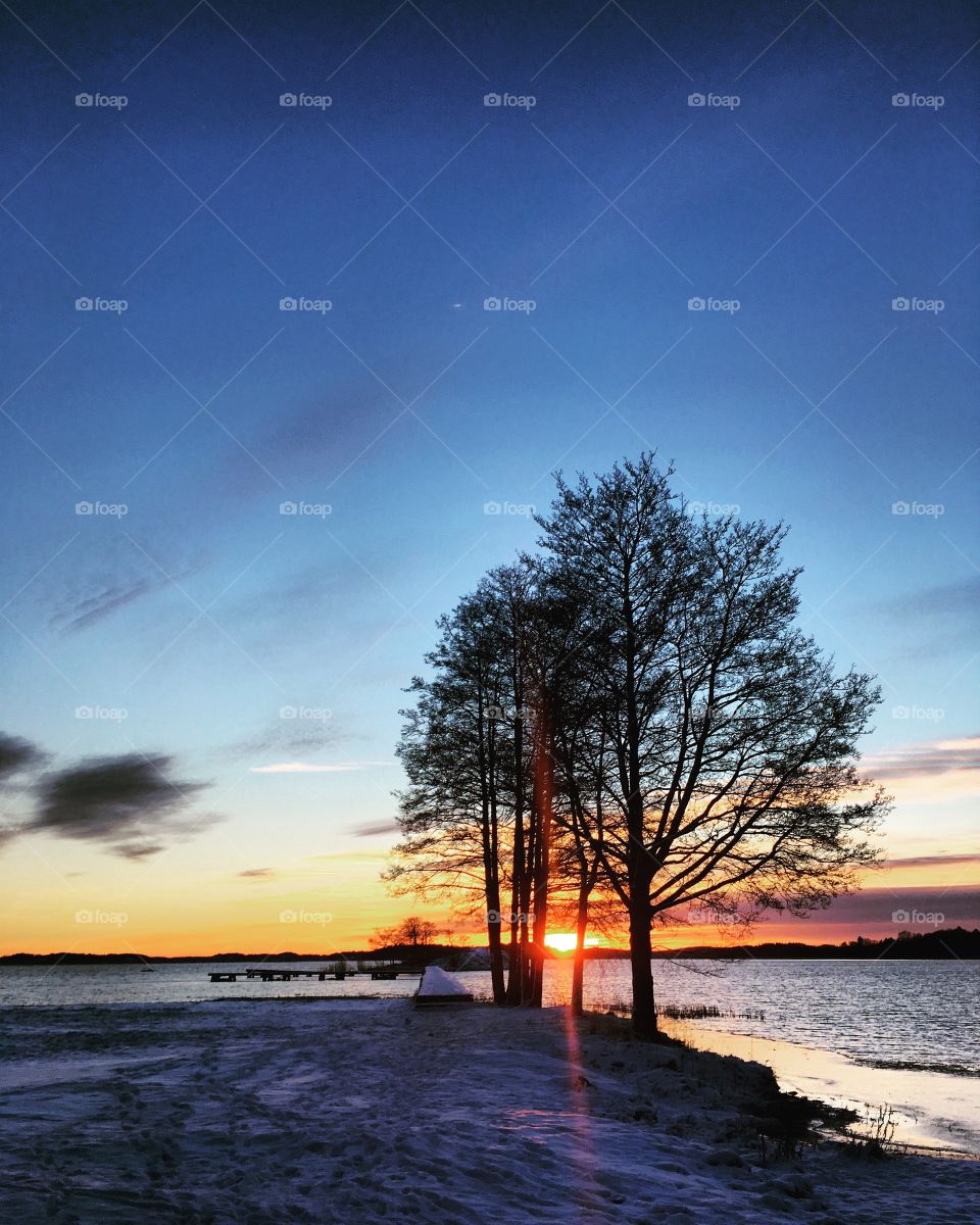 Winter sunset in the archipelago 