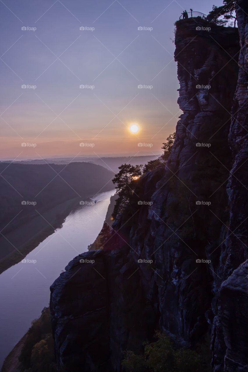 The Elbe in the Saxon sandstone mountains 