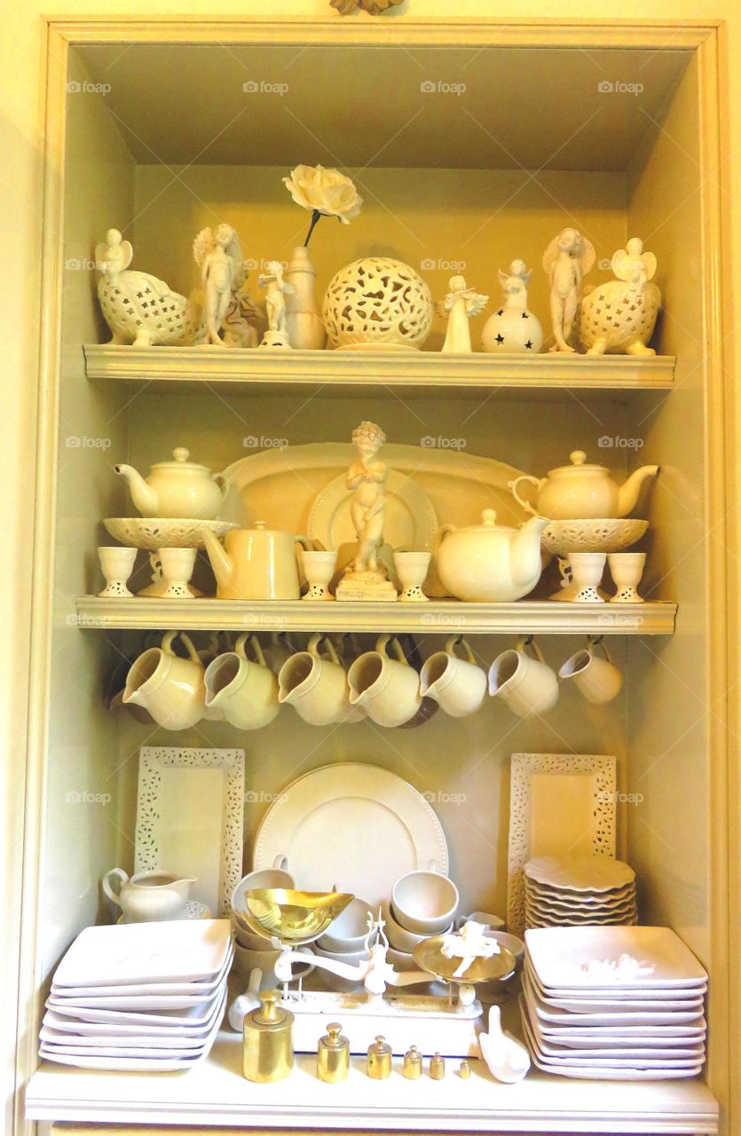 vintage kitchen shelf