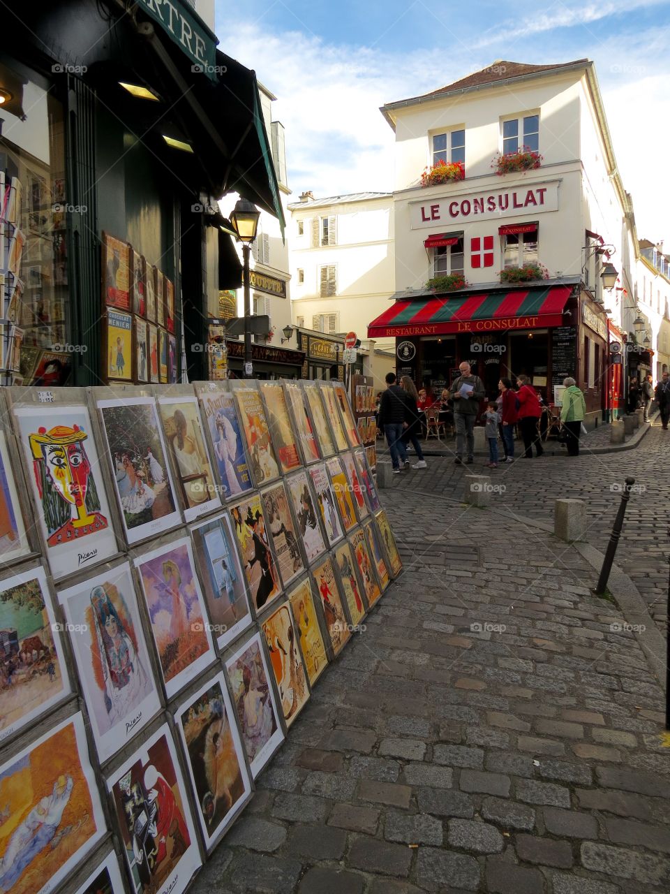 Montmartre street scene