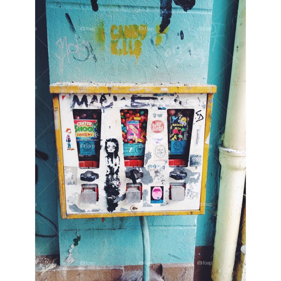 Vending machine candy