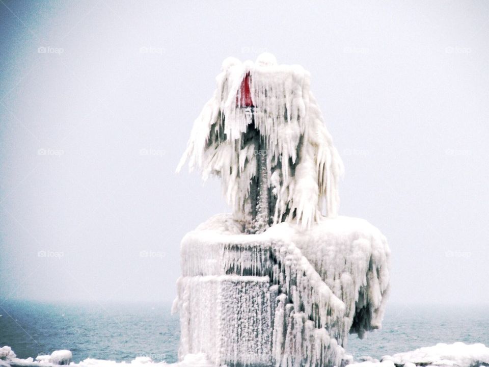 Frozen lighthouse 