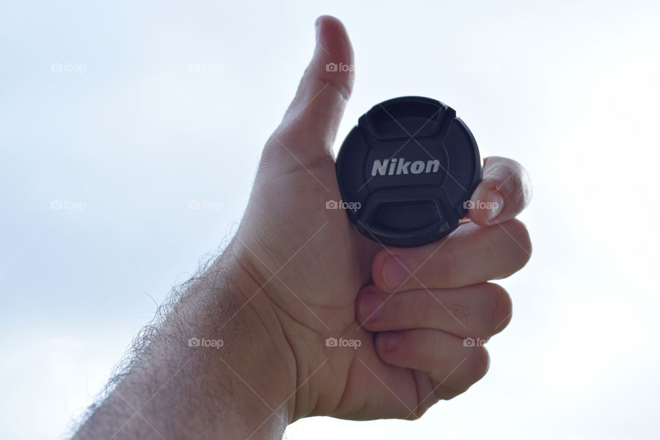 Nikon Thumbs Up