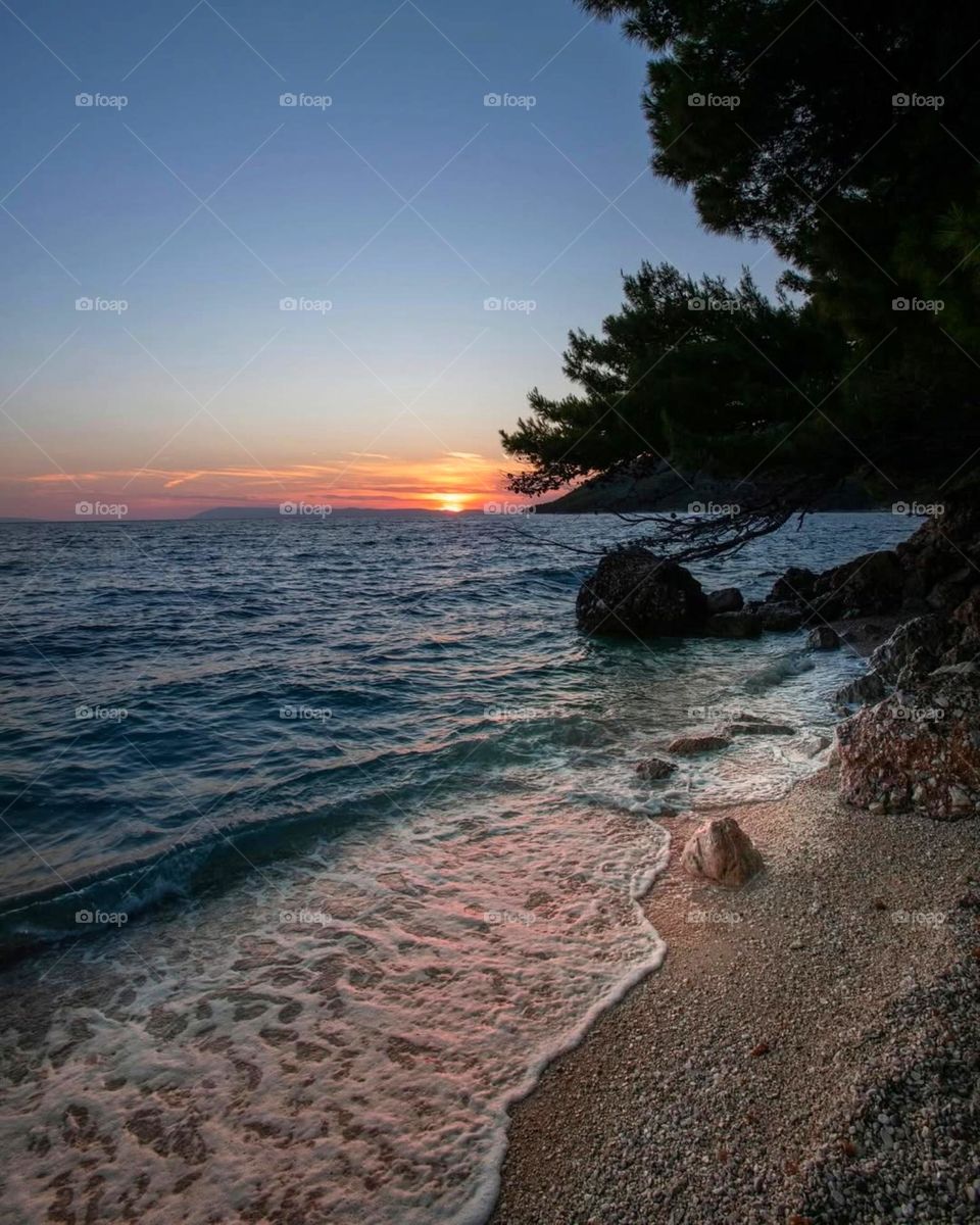 Every sunset is an opportunity to reset, to breathe in the beauty of the moment, and let the waves carry your worries out to sea