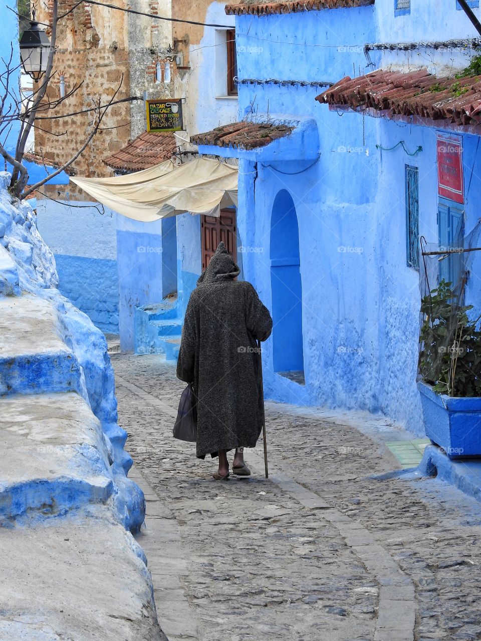 Walking the alley 