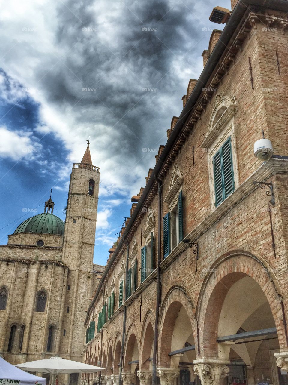 Ascoli Piceno, Piazza del Popolo view