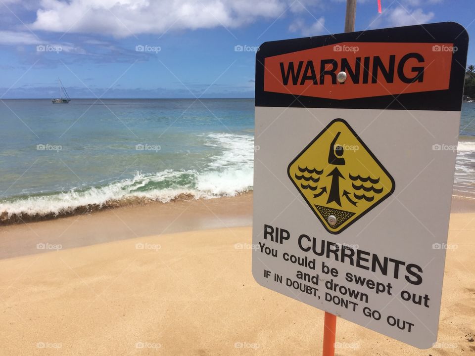 Warning sign at the beach