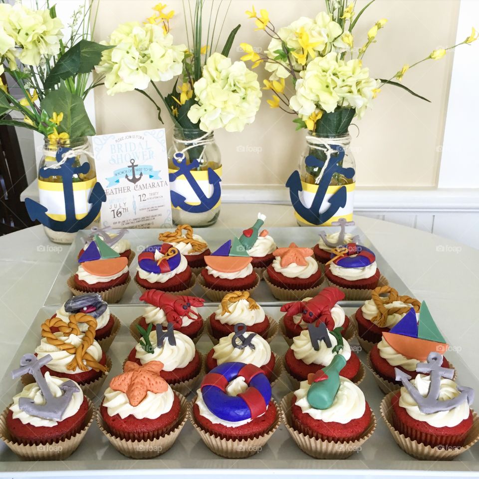 Nautical Cupcakes 