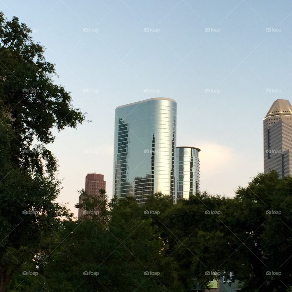 Sky Poker. Running captured the light 