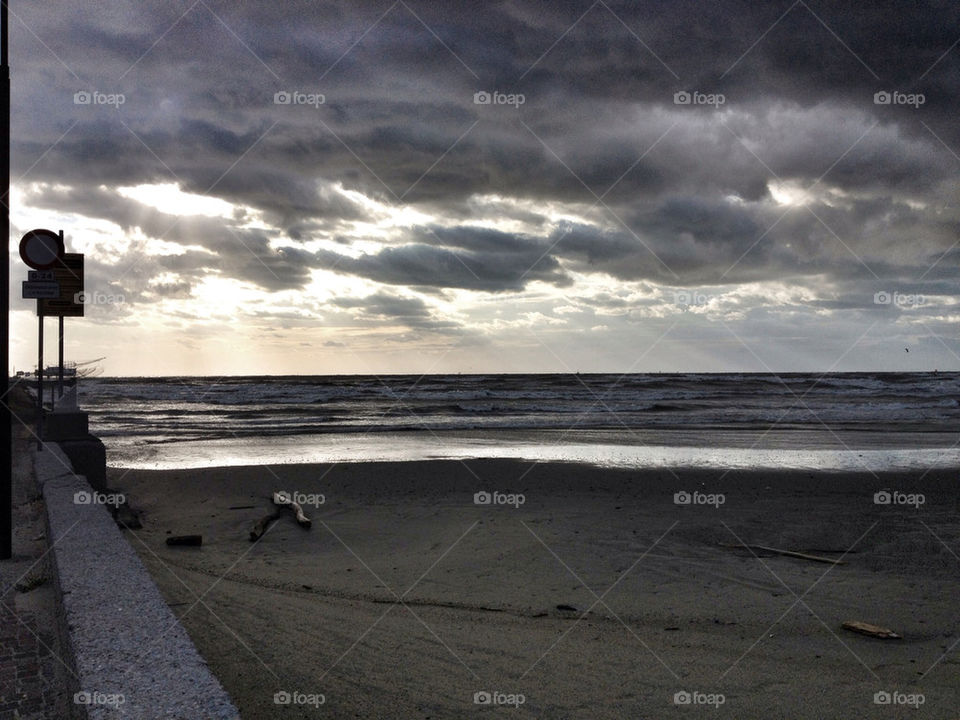 wood clouds water sand by korazmd