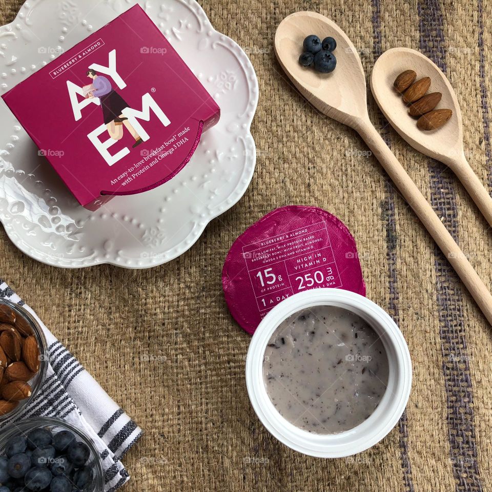 AYEM Flatlay … breakfast bowl 