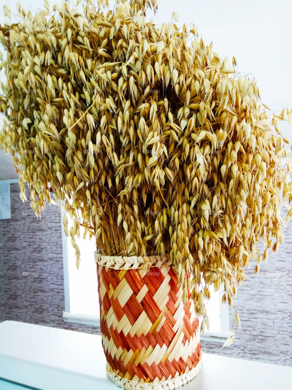 basket with ears of oats