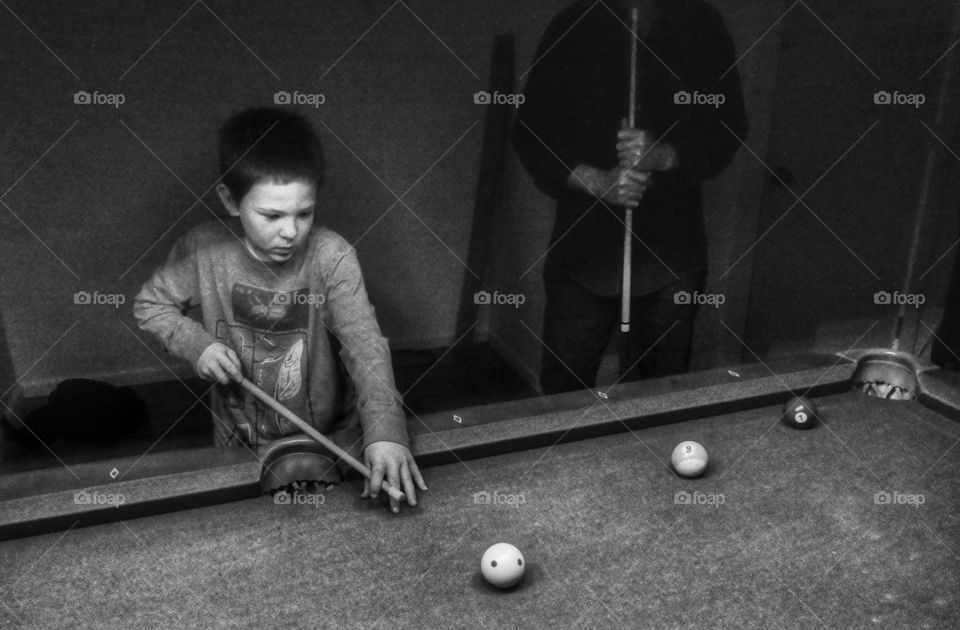 Prodigy Shooting Pool