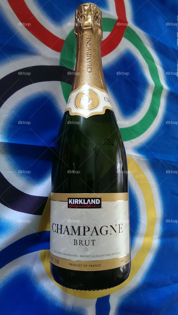 Kirkland champagne 