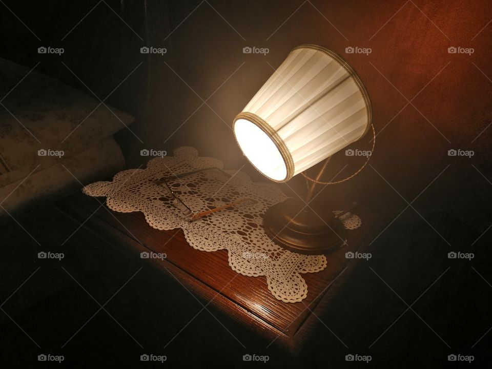 Lamp in the shadow