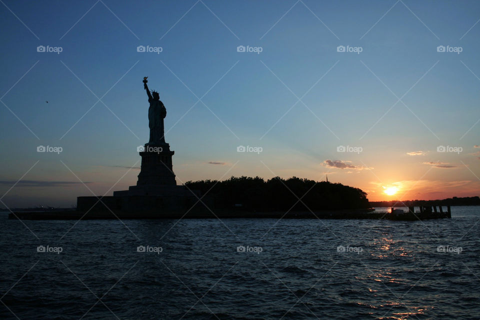sunset statue new bay by theangeladee