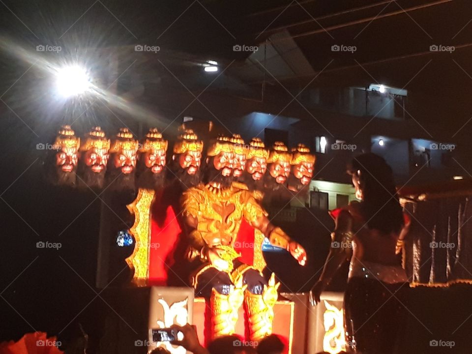 carnivals, Ravan 10 headed man