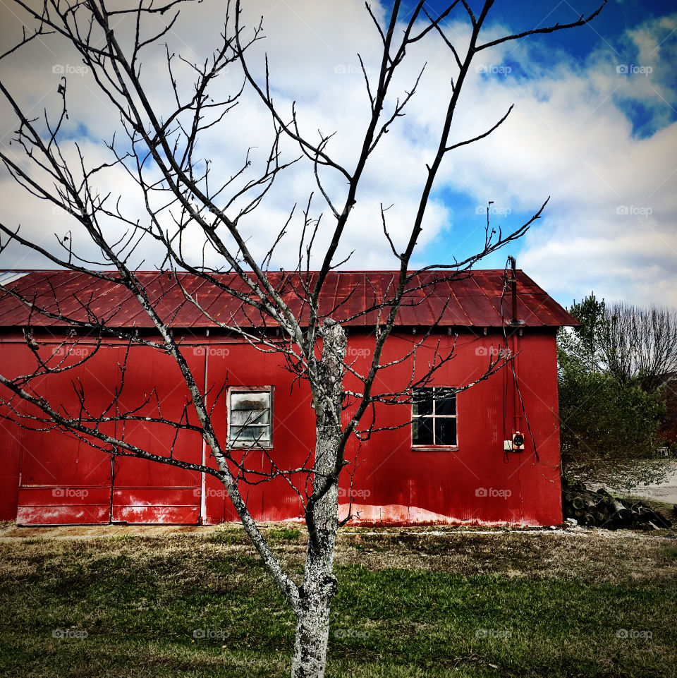 Red barn/rusty roof