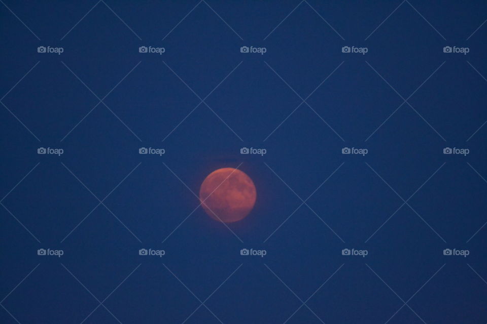 red moon 2